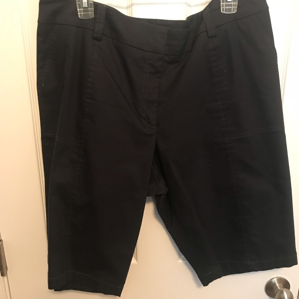 Doncaster Bermuda shorts